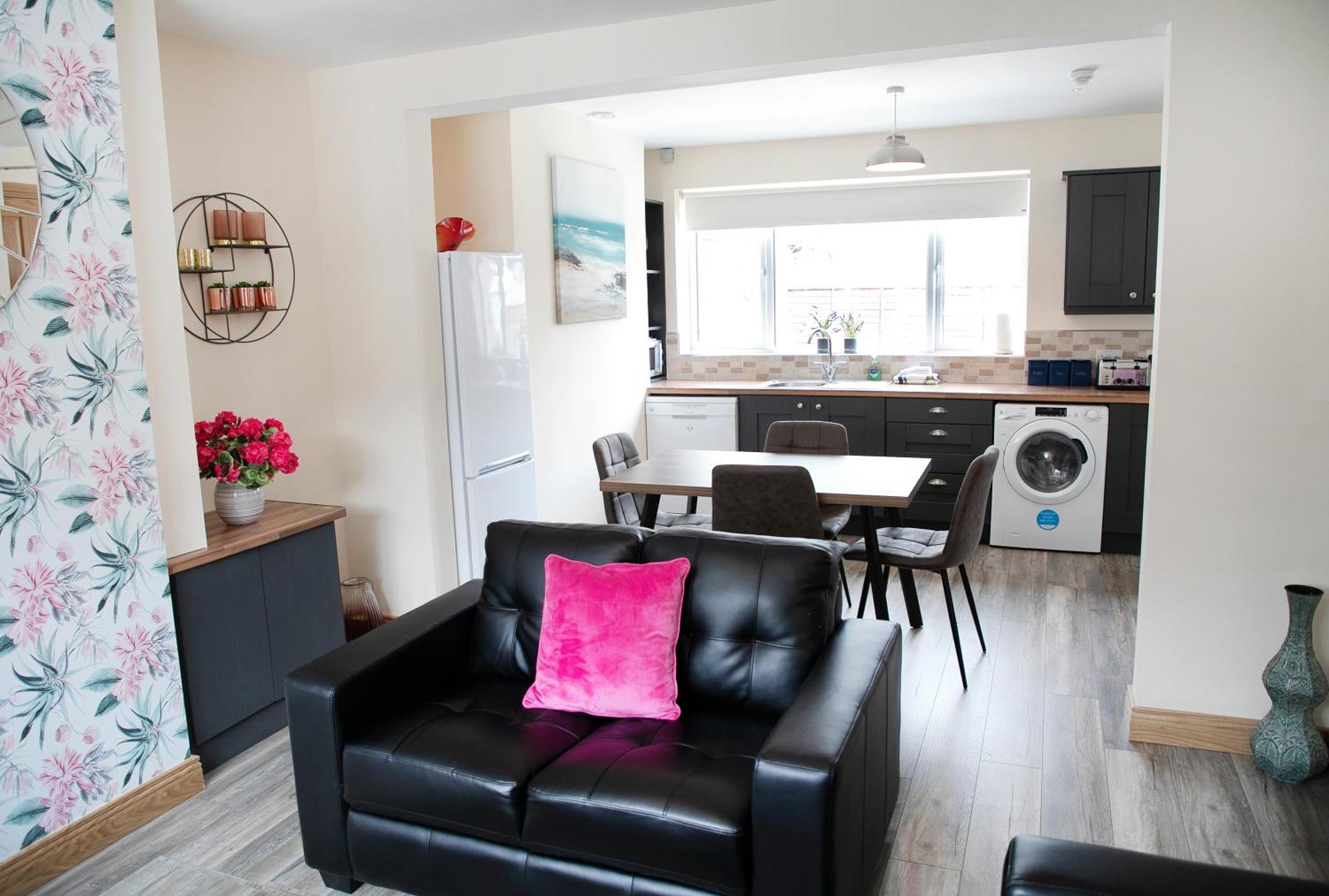 Arch House Apartments آثلون الغرفة الصورة